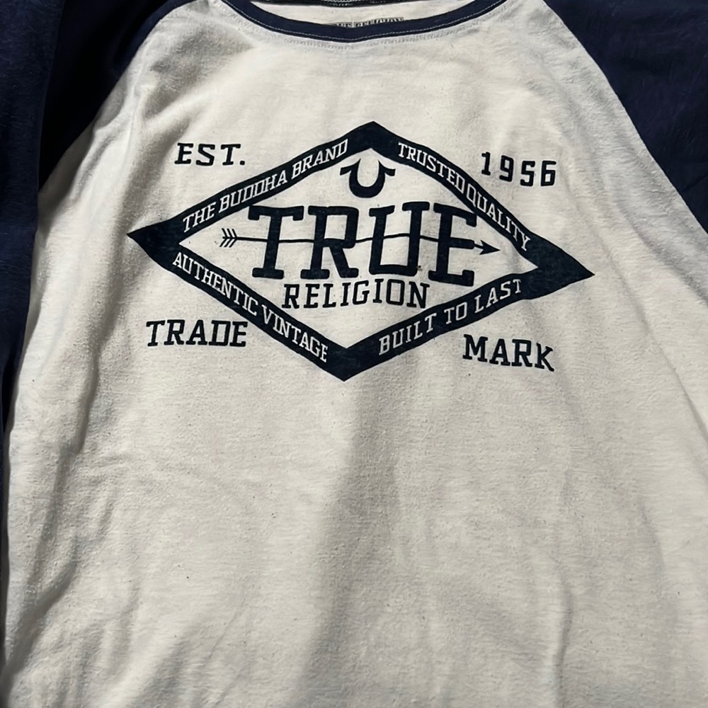 True Religion Men’s long sleeve.